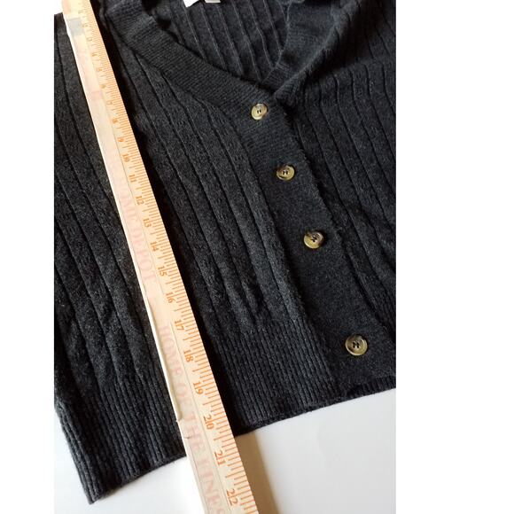 Spiritual Gangster Womens Size XS Button Front Vneck Long Sleeve Cardigan Gray - Picture 7 of 8